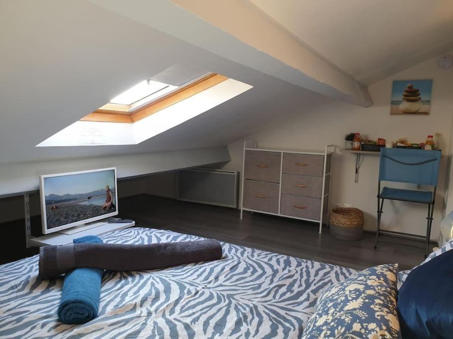 Appartement Duplexe De 1 A 4 Chambres Privees Dans Maison Le Teil Exterior foto